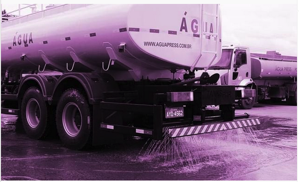 Transporte de água por caminhão pipa em Curitiba, Maringá e região. LIGUE!